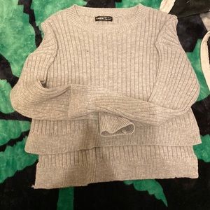 Grey cropped sweater size M